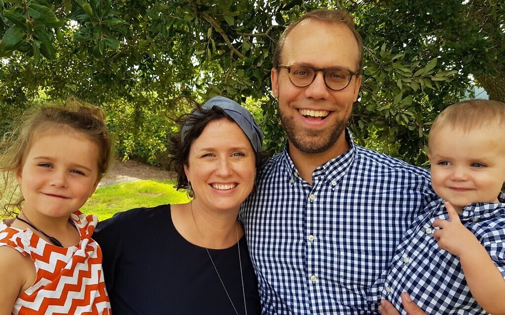 Rabbi Stephen and Bethany Slater and their children (Courtesy/ via JTA)