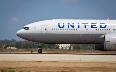 View of a United Airlines flight at Ben Gurion Airport on August 3, 2013. (Moshe Shai/Flash90)
