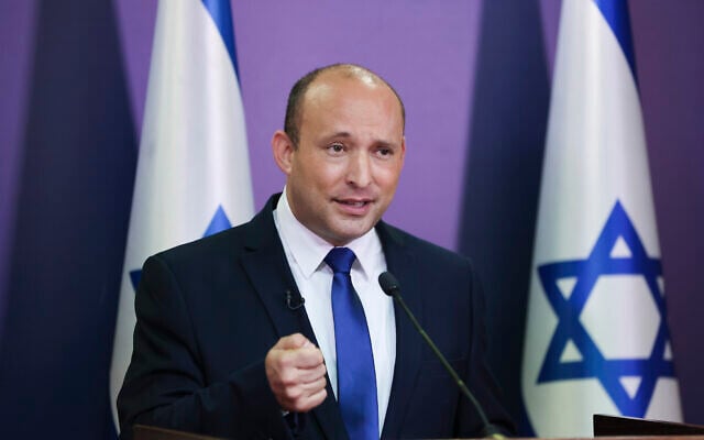 Yamina leader Naftali Bennett gives a televised speech at the Knesset in Jerusalem on May 30, 2021. (Yonatan Sindel/Flash90)