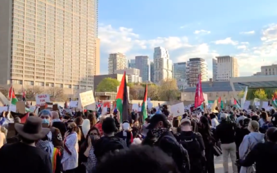 Thousands gather at Toronto's Nathan Philips Square for a protest against Israel and in support of Palestinians on May 15, 2021. (Screen capture/Twitter)