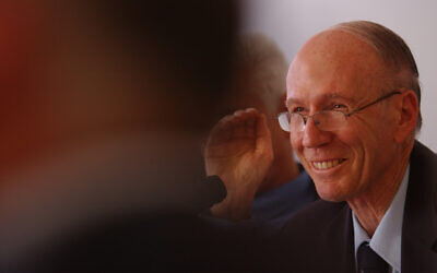 David Klein, governor of the Bank of Israel, March 30, 2004 (Flash90)
