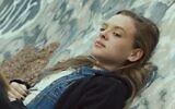 Shira Haas plays a teen dealing with a degenerative neurological illness in 'Asia,' screening in Israel at the end of June 2021 (Courtesy PR)