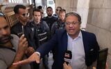Religious Zionism MK Itamar Ben Gvir is blocked by Israel Police as he tries to go up to the Temple Mount in Jerusalem's Old City, June 8, 2021. (Olivier Fitoussi/FLASH90)