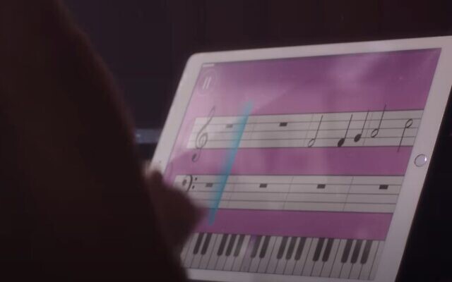 The Simply Piano app by JoyTunes (YouTube screenshot)