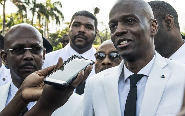 Haitian President Jovenel Moises speaks to the press in Port-au-Prince on October 17, 2019, (Valerie Baeriswyl / AFP)
