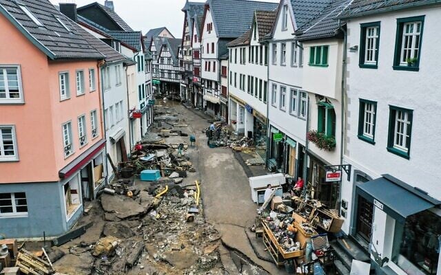 An aerial view taken on July 16, 2021 shows the destruction in the pedestrian area of Bad Muenstereifel, western Germany, after heavy rain hit parts of the country, causing widespread flooding (INA FASSBENDER / AFP) An aerial view taken on July 16, 2021 shows the destruction in the pedestrian area of Bad Muenstereifel, western Germany, after heavy rain hit parts of the country, causing widespread flooding (INA FASSBENDER / AFP)