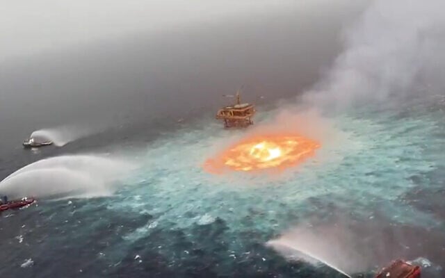An undersea fire is seen in the in Gulf of Mexico on June 3, 2021. (Screenshot: Twitter) An undersea fire is seen in the in Gulf of Mexico on June 3, 2021. (Screenshot: Twitter)