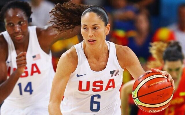 Sue Bird drives the ball during the women's gold medal game between the United States and Spain at the 2016 Rio Olympic Games at Carioca Arena 1 in Rio de Janeiro, Brazil, August 20, 2016. (Tom Pennington/Getty Images) Sue Bird drives the ball during the women's gold medal game between the United States and Spain at the 2016 Rio Olympic Games at Carioca Arena 1 in Rio de Janeiro, Brazil, August 20, 2016. (Tom Pennington/Getty Images)
