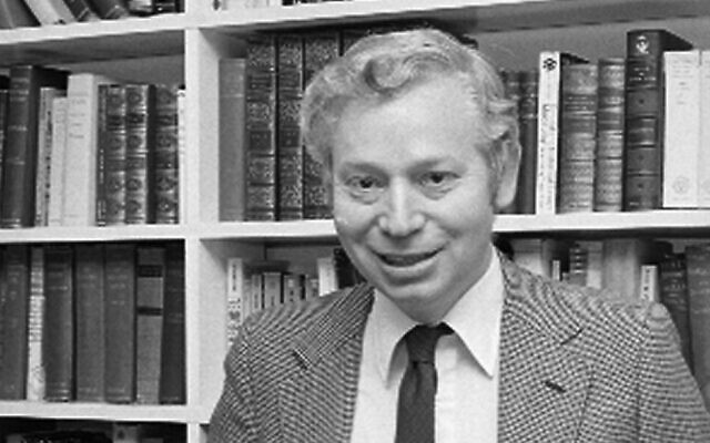 Professor Steven Weinberg, then of Cambridge, Massachusetts, on October 15, 1979. (AP Photo/File) Professor Steven Weinberg, then of Cambridge, Massachusetts, on October 15, 1979. (AP Photo/File)
