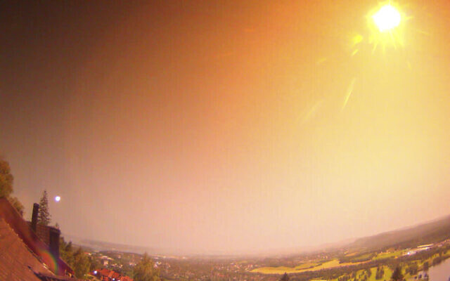 In this photo released by the Norwegian Meteor Network, a view of an unusually large meteor visible in Oslo, July 25, 2021, giving a powerful flash of light over Eastern Norway. (Norwegian Meteor Network / NTB via AP)