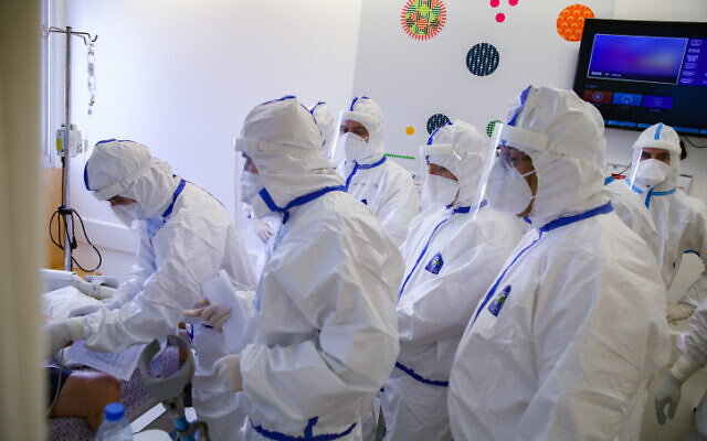 Medical staff at Ziv hospital in Safed on February 4, 2021. (David Cohen/Flash90)