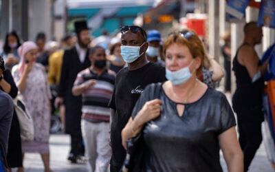 People walk on Jaffa Street in Jerusalem, July 25, 2021 (Olivier Fitoussi/Flash90) People walk on Jaffa Street in Jerusalem, July 25, 2021 (Olivier Fitoussi/Flash90)