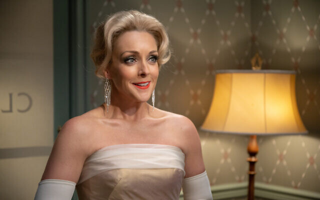 Jane Krakowski in 'Schmigadoon!' Episode 5. (Courtesy Apple TV+)
