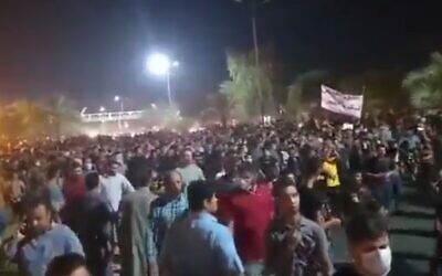 Iranians in Khuzestan, Iran's main oil-producing region protest severe water shortages with protests erupting in several towns and cities since July 15, 2020. (Screencapture/Twitter)