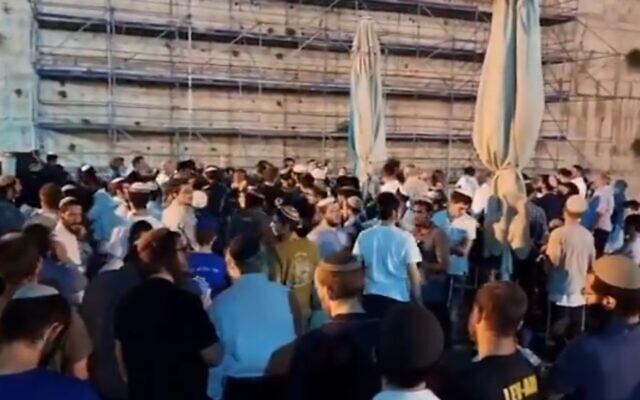 Far-right Orthodox Jews disrupted prayers being conducted by the Conservative Movement at the pluralistic prayer plaza at the Western Wall, on July 17, 2021. (Screenshot/Twitter) Far-right Orthodox Jews disrupted prayers being conducted by the Conservative Movement at the pluralistic prayer plaza at the Western Wall, on July 17, 2021. (Screenshot/Twitter)