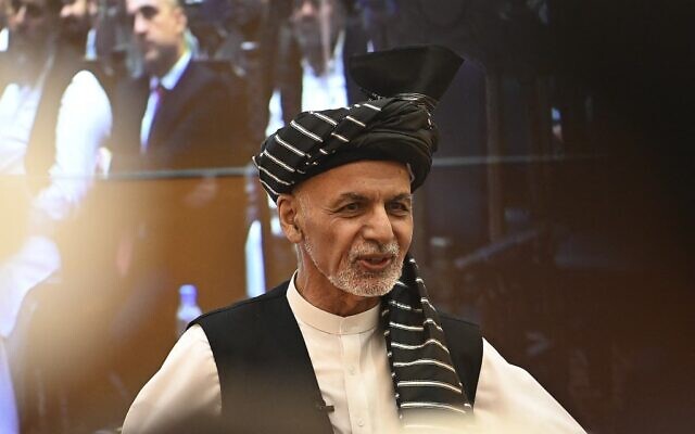 Afghanistan's President Ashraf Ghani speaks during a function at the Afghan presidential palace in Kabul on August 4, 2021. (SAJJAD HUSSAIN / AFP) Afghanistan's President Ashraf Ghani speaks during a function at the Afghan presidential palace in Kabul on August 4, 2021. (SAJJAD HUSSAIN / AFP)