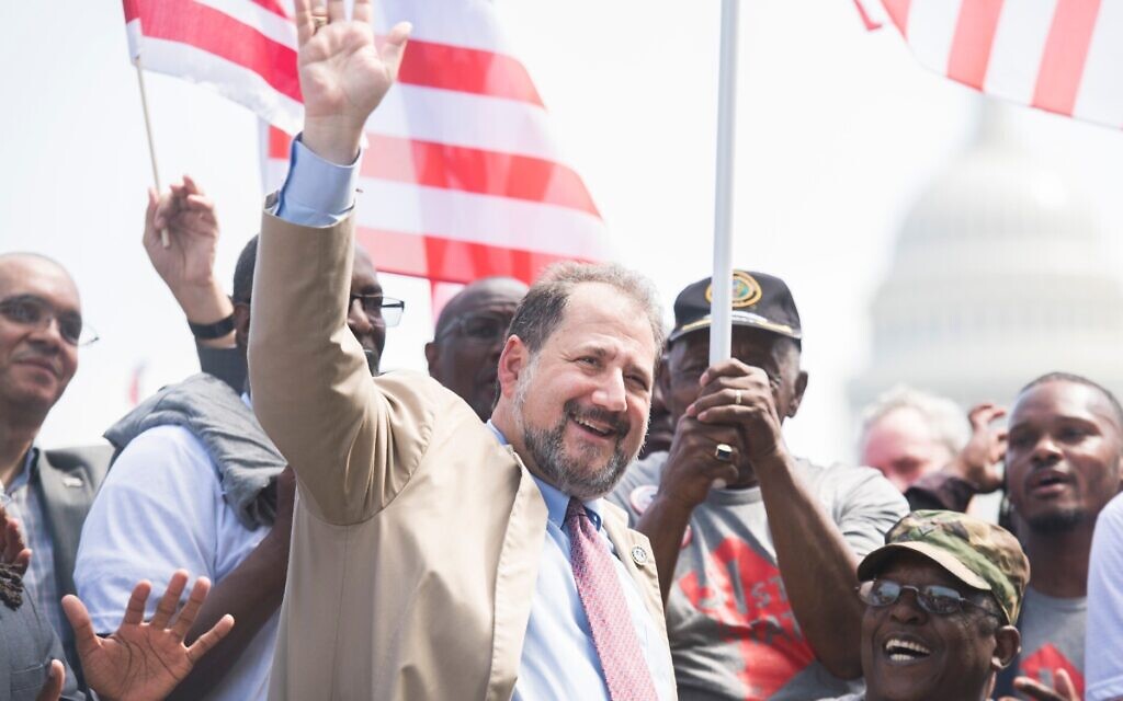 Paul Strauss attends a rally on Pennsylvania Avenue, Washington, DC, September 16, 2019. (Tom Williams/CQ-Roll Call, Inc via Getty Images/ via JTA) Paul Strauss attends a rally on Pennsylvania Avenue, Washington, DC, September 16, 2019. (Tom Williams/CQ-Roll Call, Inc via Getty Images/ via JTA)