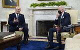 Prime Minister Naftali Bennett meets with US President Joe Biden in the Oval Office of the White House, August 27, 2021, in Washington. (AP Photo/Evan Vucci)