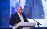 Avigdor Kahalani speaks at the Moskowitz Prize for Zionism ceremony in Jerusalem, May 29, 2014. (Yonatan Sindel/Flash90)