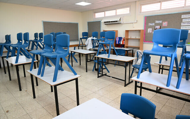 Illustrative: Preparations for the new school year at the Gamla elementary school in Katzrin, northern Israel, on August 22, 2021. (Michael Giladi/Flash90) Illustrative: Preparations for the new school year at the Gamla elementary school in Katzrin, northern Israel, on August 22, 2021. (Michael Giladi/Flash90)
