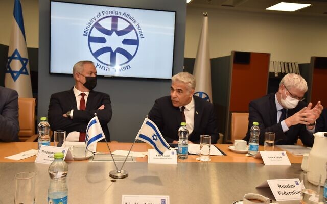 Foreign Minister Yair Lapid briefs envoys from states on the UNSC about the Iranian threat to the region, August 4, 2021 (MFA) Foreign Minister Yair Lapid briefs envoys from states on the UNSC about the Iranian threat to the region, August 4, 2021 (MFA)