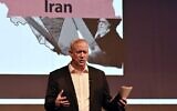 Defense Minister Benny Gantz speaks to foreign diplomats at a briefing, August 25, 2021. (Ariel Hermoni/Defense Ministry)