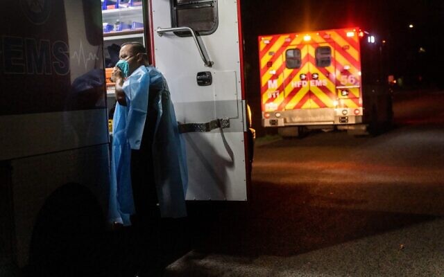 An EMS medic from the Houston Fire Department prepares to transport a COVID-19 patient to a hospital, on August 24, 2021, in Houston, Texas. (John Moore/Getty Images/AFP) An EMS medic from the Houston Fire Department prepares to transport a COVID-19 patient to a hospital, on August 24, 2021, in Houston, Texas. (John Moore/Getty Images/AFP)