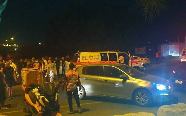 The scene of a deadly shooting at Nitzanei Oz Junction near Netanya on September 2, 2021. (Courtesy Yoni Uziyahu/ United Hatzalah) The scene of a deadly shooting at Nitzanei Oz Junction near Netanya on September 2, 2021. (Courtesy Yoni Uziyahu/ United Hatzalah)