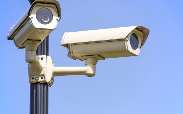 Illustrative. Security cameras. (Image by Photo Mix from Pixabay) Illustrative. Security cameras. (Image by Photo Mix from Pixabay)
