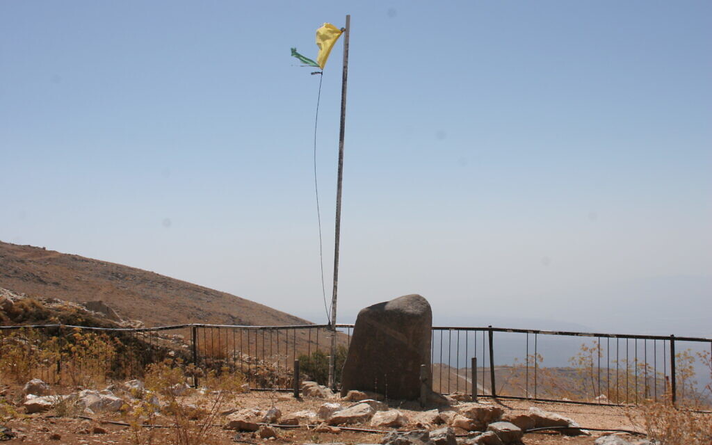 The memorial to Eitan Plonski and the three soldiers who fell alongside him in the 1973 Yom Kippur War, at Mount Hermon. (Shmuel Bar-Am)