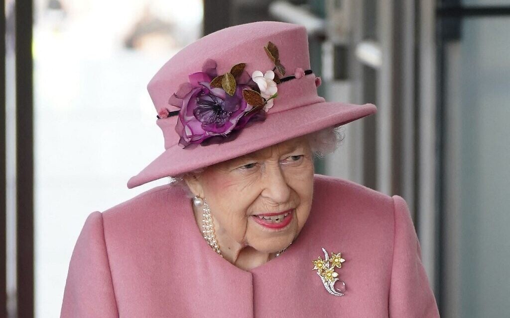 Britain's Queen Elizabeth II attends the ceremonial opening of the sixth Senedd, in Cardiff, Wales, October 14, 2021. (Jacob King / AFP)