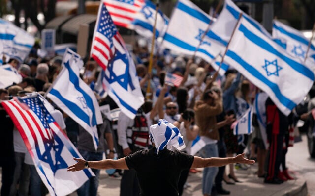 Pro-Israel demonstrators gather outside the Federal Building during a rally in support of Israel in Los Angeles, Wednesday, May 12, 2021. (AP/Jae C. Hong) Pro-Israel demonstrators gather outside the Federal Building during a rally in support of Israel in Los Angeles, Wednesday, May 12, 2021. (AP/Jae C. Hong)