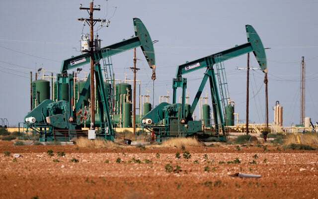A view of a pump jack operating in an oil field in Midland, Texas, on July 29, 2020. (Tony Gutierrez/AP)