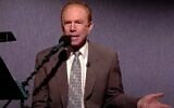 Alan Kalter, on the Late Show with David Letterman. (Wikipedia/Fair Use)
