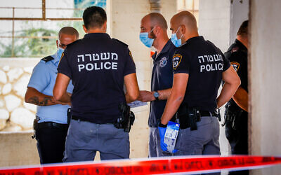 Illustrative: Police at a scene of a crime, August 19, 2021. (Flash90)