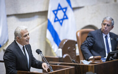 Foreign Minister Yair Lapid speaks during memorial ceremony marking 26 years since the assassination of prime minister Yitzhak Rabin, at the Knesset, on October 18, 2021. (Olivier Fitoussi/Flash90) Foreign Minister Yair Lapid speaks during memorial ceremony marking 26 years since the assassination of prime minister Yitzhak Rabin, at the Knesset, on October 18, 2021. (Olivier Fitoussi/Flash90)
