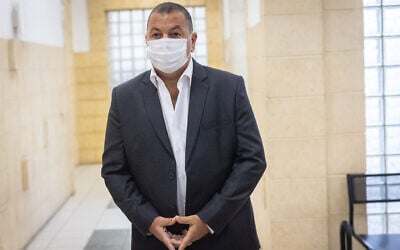Avi Berger, the former director-general of the Communications Ministry, appears at the Jerusalem District Court to testify in one of the corruption cases against former prime minister Benjamin Netanyahu, October 26, 2021. (Yonatan Sindel/Flash90)
