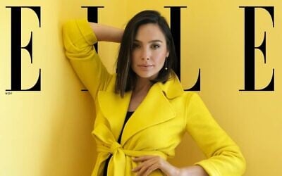 Gal Gadot on the front cover of the November 2021 issue of Elle magazine. (Elle)