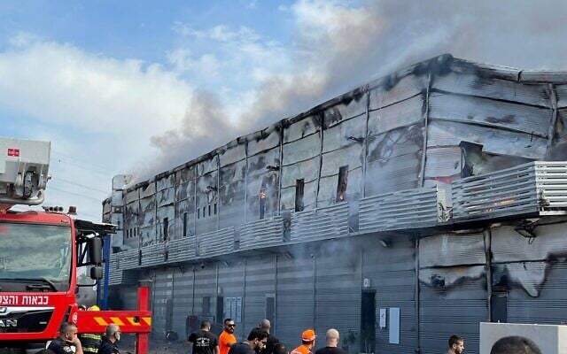 A fire at the Z Center shopping mall in the central Israel town of Qalansawe, October 16, 2021 (Fire and Rescue Services) A fire at the Z Center shopping mall in the central Israel town of Qalansawe, October 16, 2021 (Fire and Rescue Services)