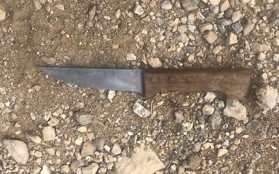 A knife that was in the possession of a Palestinian woman who was arrested as she approached the Har Adar settlement near Jerusalem on October 18, 2021. (Israel Police)