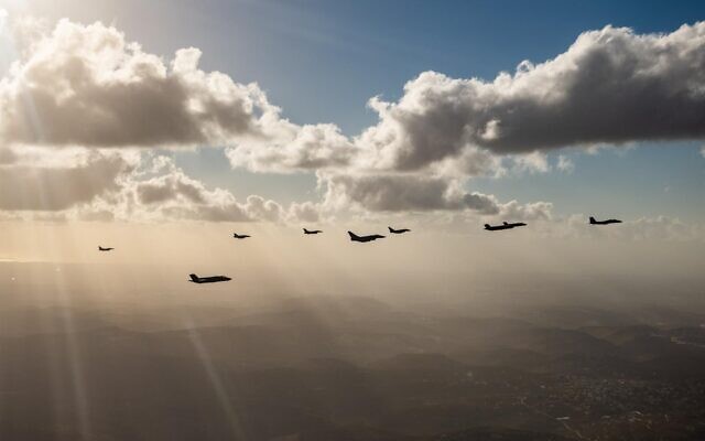 Israeli and foreign fighter jets fly in formation during the Israeli Air Force's Blue Flag exercise in October 2021. (Israel Defense Forces) Israeli and foreign fighter jets fly in formation during the Israeli Air Force's Blue Flag exercise in October 2021. (Israel Defense Forces)