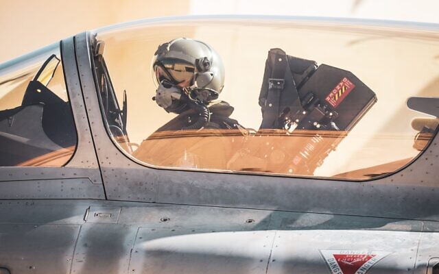 A pilot sits in a fighter jet during the Israeli Air Force's Blue Flag exercise in October 2021. (Israel Defense Forces)