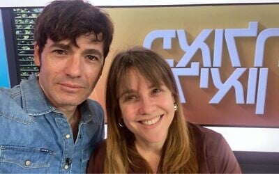 Israeli Channel 12 morning show anchors Paula and Leon Rosenberg, a real couple in life and work, go on air without makeup, October 10, 2021, in what they said was a first for Israeli television hosts. (Facebook)