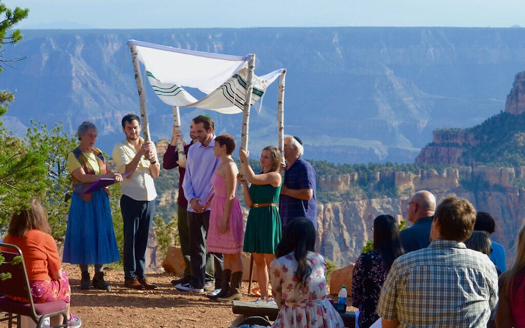Rabbi Nina Perlmutter officiates a wedding overlooking the Grand Canyon in 2017. (Tom Brodersen/ via JTA) Rabbi Nina Perlmutter officiates a wedding overlooking the Grand Canyon in 2017. (Tom Brodersen/ via JTA)