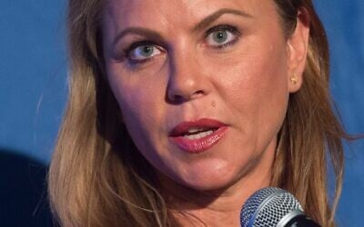 Lara Logan, then-chief foreign affairs correspondent for CBS News, speaks at a ceremony on Capitol Hill, on October 26, 2017. (Saul Loeb/AFP)