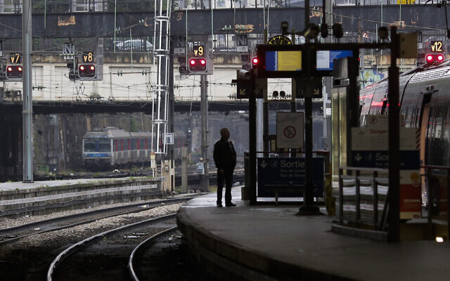Illustrative -- A man stands on a platform at the Gare Saint Lazare train station, in Paris, June 2, 2016 (AP Photo/Markus Schreiber)