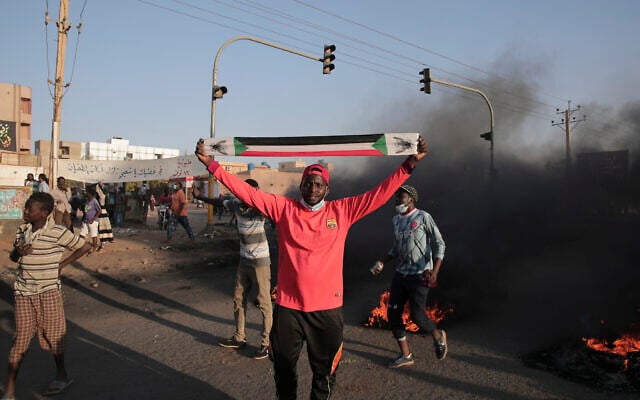 People protest in Khartoum, Sudan, Nov. 13, 2021 (AP Photo/Marwan Ali) People protest in Khartoum, Sudan, Nov. 13, 2021 (AP Photo/Marwan Ali)