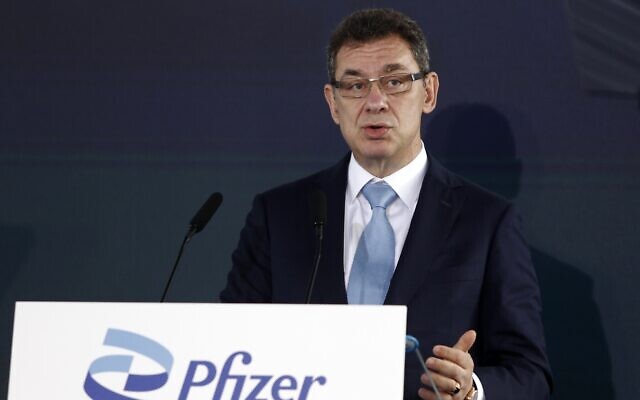 Pfizer CEO Albert Bourla speaks during a ceremony in Thessaloniki, Greece, on October 12, 2021. (AP Photo/Giannis Papanikos, File) Pfizer CEO Albert Bourla speaks during a ceremony in Thessaloniki, Greece, on October 12, 2021. (AP Photo/Giannis Papanikos, File)