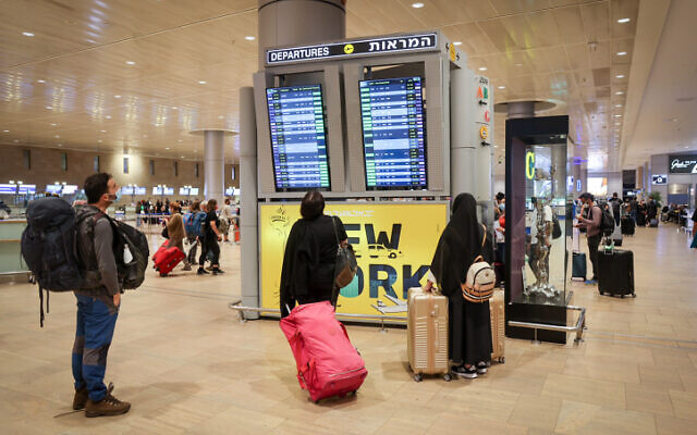 Travelers at Ben Gurion Airport on September 13, 2021 (Nati Shohat/FLASH90) Travelers at Ben Gurion Airport on September 13, 2021 (Nati Shohat/FLASH90)
