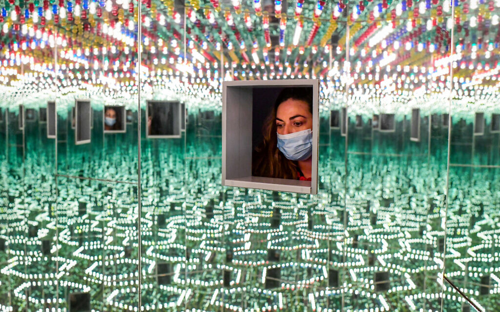 The kaleidoscope Infinity Room at the Tel Aviv Museum of Art exhibition of Japanese artist Yayoi Kusama on October 31, 2021 (Photo by Tomer Neuberg/Flash90)